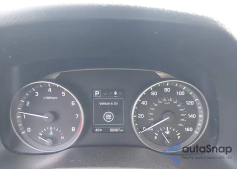 2018 Hyundai Elantra Value Edition z USA, uszkodzony, nr VIN 5NPD84LF3JH262598